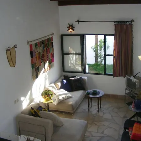 Holiday home Eva Recommends Canos De Meca